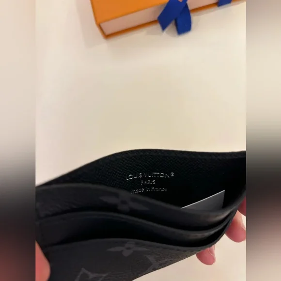 Louis Vuitton Black Double Card Holder - Picture 4 of 7